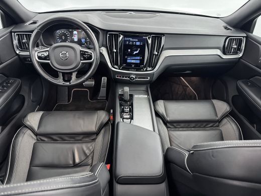 Volvo  V60 B3 R-Design | 20" | Sportstoelen | Panoramadak | Exterior Styling Pack | Elektr. verst. best. Sto... ActivLease financial lease