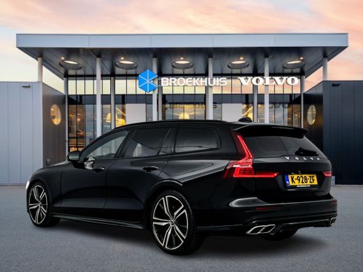 Volvo  V60 B3 R-Design | 20" | Sportstoelen | Panoramadak | Exterior Styling Pack | Elektr. verst. best. Sto... ActivLease financial lease