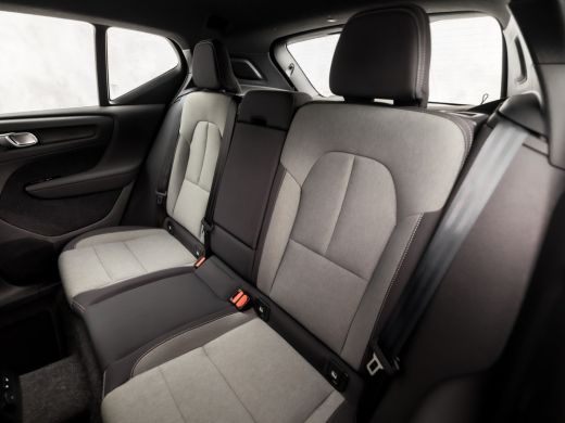 Volvo  XC40 1.5 T4 Recharge Inscription 211Pk Automaat (APPLE CARPLAY, STUUR/STOELVERWARMING, MEMORY SEATS, C... ActivLease financial lease