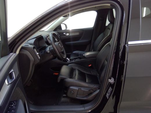 Volvo  XC40 1.5 T4 Recharge Inscription | Trekhaak | Lederen bekleding | Keyless Entry / Start | PDC V+A en C... ActivLease financial lease