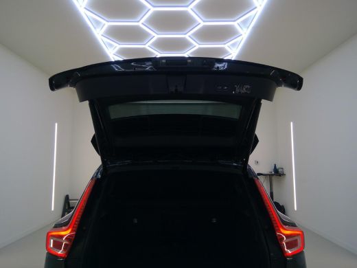 Volvo  XC40 1.5 T4 Recharge Inscription | Trekhaak | Lederen bekleding | Keyless Entry / Start | PDC V+A en C... ActivLease financial lease