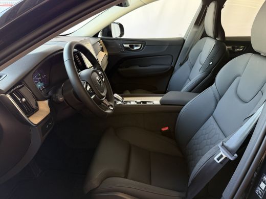 Volvo  XC60 2.0 T8 455PK AWD PLUS DARK NIEUWE AUTO HARMAN KARDON 360.CAM STOEL/STUUR VERW LEER ActivLease financial lease