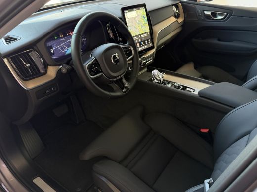 Volvo  XC60 2.0 T8 455PK AWD PLUS DARK NIEUWE AUTO HARMAN KARDON 360.CAM STOEL/STUUR VERW LEER ActivLease financial lease