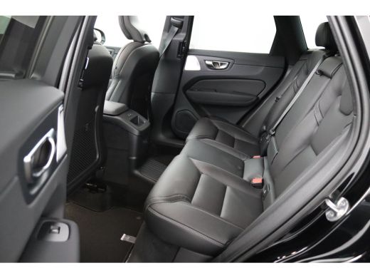 Volvo  XC60 T8 Plug-in hybrid AWD Ultra Dark Exec. Ed. | Bowers&Wilkins | Snel Rijden | Luchtvering | Massage... ActivLease financial lease