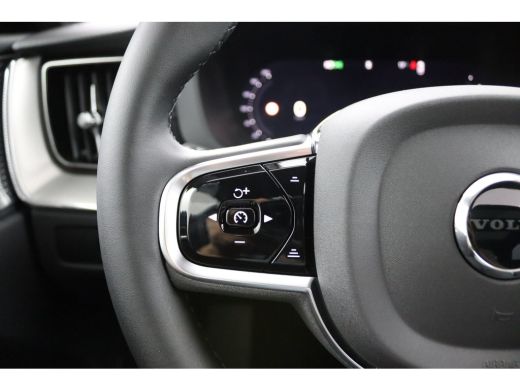 Volvo  XC60 T8 Plug-in hybrid AWD Ultra Dark Exec. Ed. | Bowers&Wilkins | Snel Rijden | Luchtvering | Massage... ActivLease financial lease