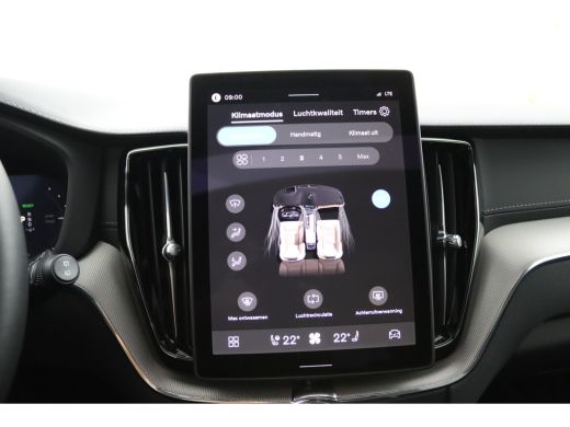 Volvo  XC60 T8 Plug-in hybrid AWD Ultra Dark Exec. Ed. | Bowers&Wilkins | Snel Rijden | Luchtvering | Massage... ActivLease financial lease