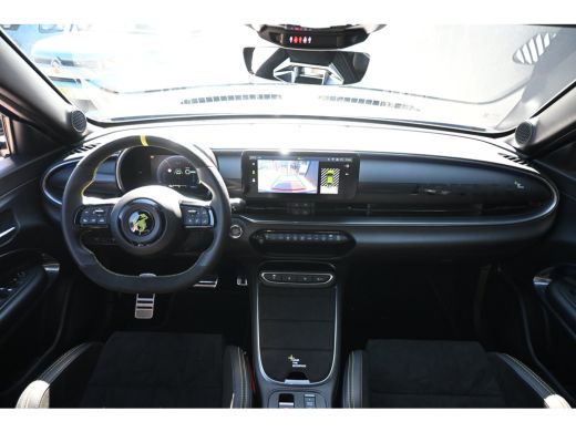Abarth 600e Scorpionissima 54 kWh 240pk Tot 8 Jaar Garantie! | Torson Sperdifferentieel | Sabelt Stoelen | Al... ActivLease financial lease