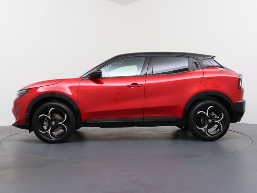 Alfa Romeo Junior Ibrida Automaat ActivLease financial lease