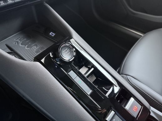 Alfa Romeo Junior Ibrida Automaat ActivLease financial lease