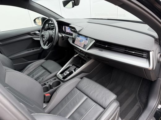 Audi A3 Sportback 45 TFSI e 245pk S edition Competition | Leder ActivLease financial lease