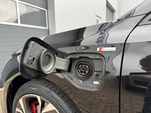 Audi A3 Sportback 45 TFSI e 245pk S edition Competition | Leder ActivLease financial lease