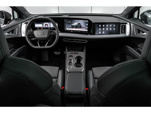 Audi Q4 e-tron Quattro Performance 82 kWh / 340 pk S edition | 3-zone airconditioning | Achterklep, automatisch ... ActivLease financial lease