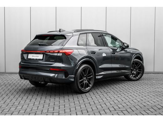 Audi Q4 e-tron Quattro Performance 82 kWh / 340 pk S edition | 3-zone airconditioning | Achterklep, automatisch ... ActivLease financial lease