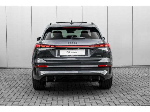 Audi Q4 e-tron Quattro Performance 82 kWh / 340 pk S edition | 3-zone airconditioning | Achterklep, automatisch ... ActivLease financial lease
