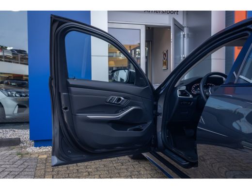 BMW 3 Serie 330e Business Edition Plus | 360 camera | Leder | Cruise control adaptief | Apple Carplay/Android... ActivLease financial lease
