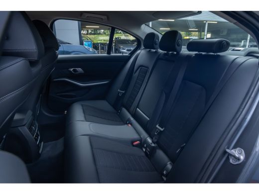BMW 3 Serie 330e Business Edition Plus | 360 camera | Leder | Cruise control adaptief | Apple Carplay/Android... ActivLease financial lease