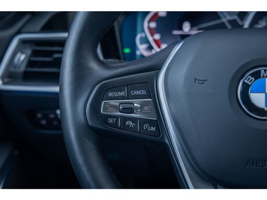 BMW 3 Serie 330e Business Edition Plus | 360 camera | Leder | Cruise control adaptief | Apple Carplay/Android... ActivLease financial lease