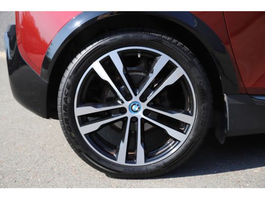 BMW i3 *Unique Forever*120Ah 42 kWh/H-Kardon/Sunroof/2xAdaptive/W-pomp/3-fase/20" ActivLease financial lease