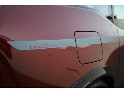 BMW i3 *Unique Forever*120Ah 42 kWh/H-Kardon/Sunroof/2xAdaptive/W-pomp/3-fase/20" ActivLease financial lease