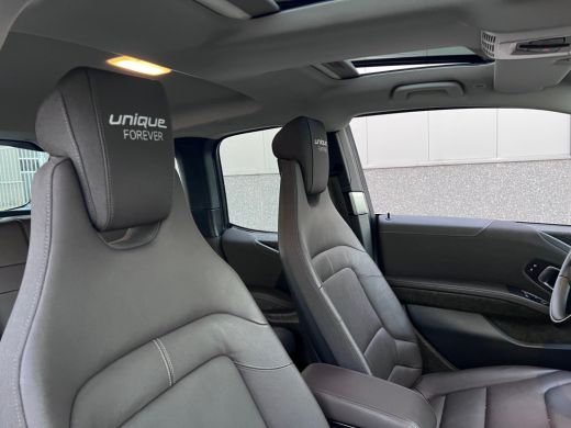 BMW i3 *Unique Forever*120Ah 42 kWh/H-Kardon/Sunroof/2xAdaptive/W-pomp/3-fase/20" ActivLease financial lease