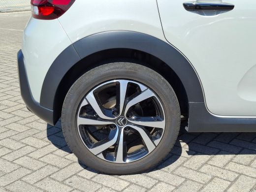 Citroën C3 1.2 PureTech 110 PK Shine | Achterbank in delen neerklapbaar | Achteropkomend verkeer waarschuwin... ActivLease financial lease