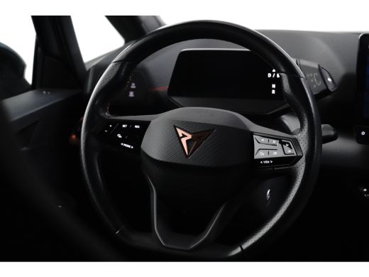CUPRA Born Essential 62 kWh 204PK | Achteruitrijcamera | Dode hoek detectie | Navigatie & Apple Carplay | St... ActivLease financial lease