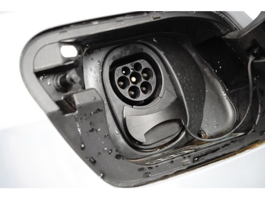 CUPRA Born Essential 62 kWh 204PK | Achteruitrijcamera | Dode hoek detectie | Navigatie & Apple Carplay | St... ActivLease financial lease