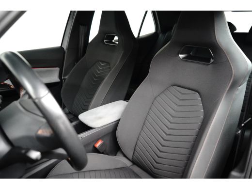 CUPRA Born Essential 62 kWh 204PK | Achteruitrijcamera | Dode hoek detectie | Navigatie & Apple Carplay | St... ActivLease financial lease