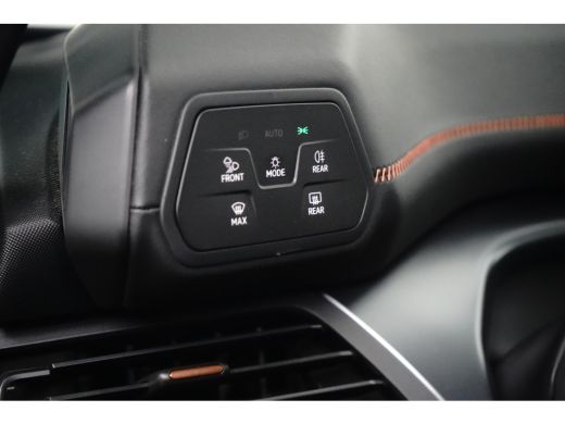 CUPRA Born Essential 62 kWh 204PK | Achteruitrijcamera | Dode hoek detectie | Navigatie & Apple Carplay | St... ActivLease financial lease