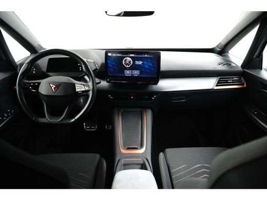 CUPRA Born Essential 62 kWh 204PK | Achteruitrijcamera | Dode hoek detectie | Navigatie & Apple Carplay | St... ActivLease financial lease