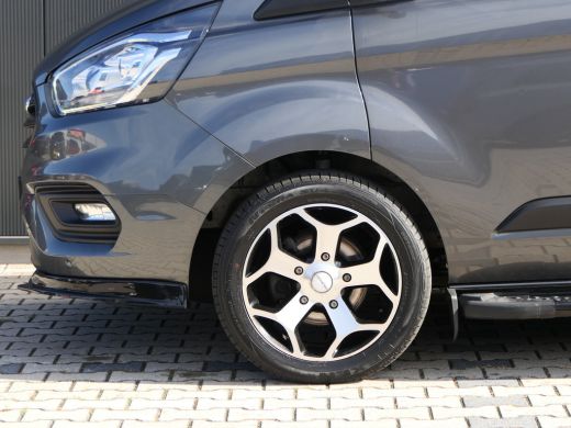 Ford Transit Custom 320 2.0 TDCI L2H1 Trend Sport DC Automaat | Dubbele Cabine | 5-Persoons | Navigatie | Trekhaak | ... ActivLease financial lease