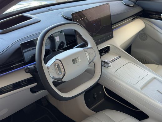 Geely E5 Max+ 68 kWh | 475 km WLTP | 8 Jaar Garantie | Pano | Elektr. Achterklep | 360&deg; Camera | Warmtepom... ActivLease financial lease