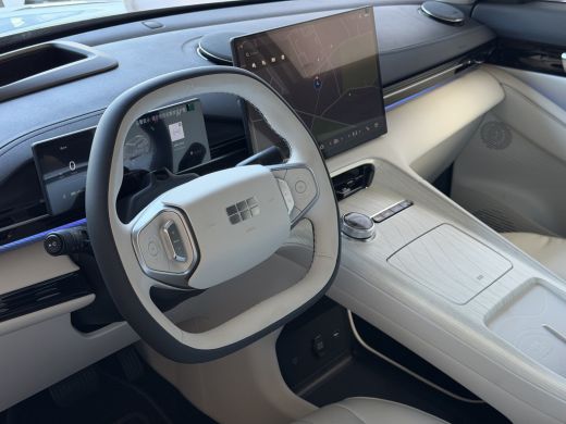Geely E5 Max+ 68 kWh | 475KM Bereik Topuitvoering | Panoramadak | Elektr. Achterklep | 360&deg; Camera | 8 Jaa... ActivLease financial lease