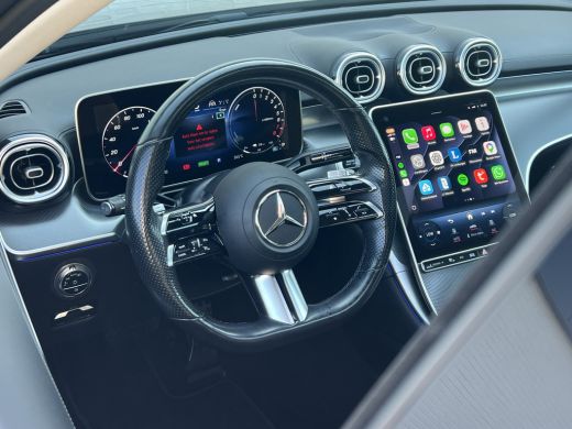Mercedes-Benz C-Klasse Estate 300 e AMG Line | Pano | Trekhaak | Sfeerverlichting | Camera | LED ActivLease financial lease