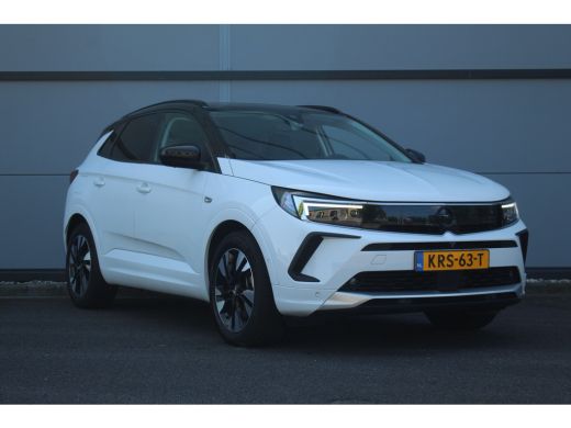 Opel Grandland 1.6 Turbo Plug-In Hybrid Ultimate | Trekh. | Elek. Achterklep | Adaptive Cruise | Stoel & Stuur V... ActivLease financial lease