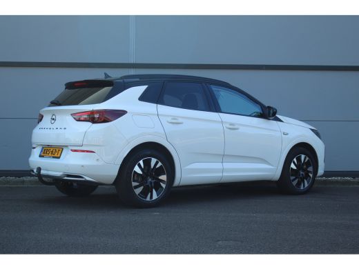 Opel Grandland 1.6 Turbo Plug-In Hybrid Ultimate | Trekh. | Elek. Achterklep | Adaptive Cruise | Stoel & Stuur V... ActivLease financial lease