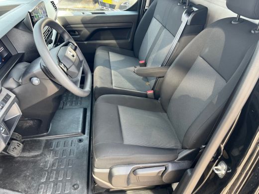 Opel Vivaro-e L2 75 kWh | Android Auto | Apple CarPlay | Dodehoek detectie ActivLease financial lease