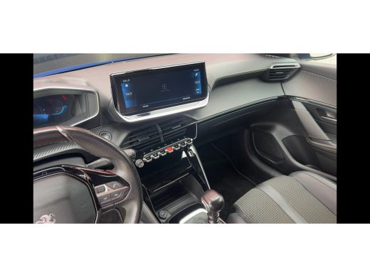 Peugeot 208 1.2 PureTech GT | Cruise Control | Climate Control | Achteruitrij Camera | Parkeersensoren Voor e... ActivLease financial lease
