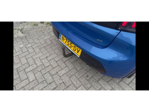 Peugeot 208 1.2 PureTech GT | Cruise Control | Climate Control | Achteruitrij Camera | Parkeersensoren Voor e... ActivLease financial lease