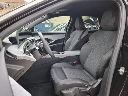 Peugeot 3008 1.2 Hybrid 145 Allure tot 8 Jaar Garantie ! | Adaptive Cruise | 360 Camera | AGR-Comfortstoel | S... ActivLease financial lease