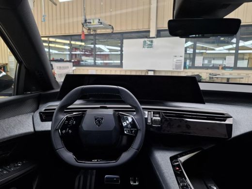 Peugeot 3008 1.6 plug-in Hybrid 195 GT | Automaat | Panorama/schuifdak | Luxe stoelen | Massage | Alcantara | ... ActivLease financial lease