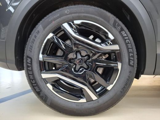 Peugeot 3008 1.6 plug-in Hybrid 195 GT Automaat | Panorama/schuifdak | Luxe stoelen | Massage | Focal | Alcant... ActivLease financial lease
