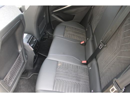 Peugeot 3008 1.6 plug-in Hybrid 195 GT Automaat | Panorama/schuifdak | Luxe stoelen | Massage | Focal | Alcant... ActivLease financial lease
