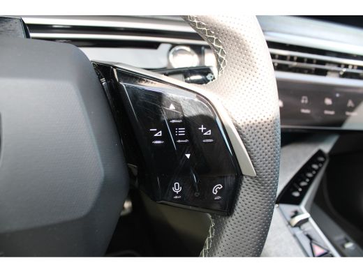 Peugeot 3008 1.6 plug-in Hybrid 195 GT Automaat | Panorama/schuifdak | Luxe stoelen | Massage | Focal | Alcant... ActivLease financial lease