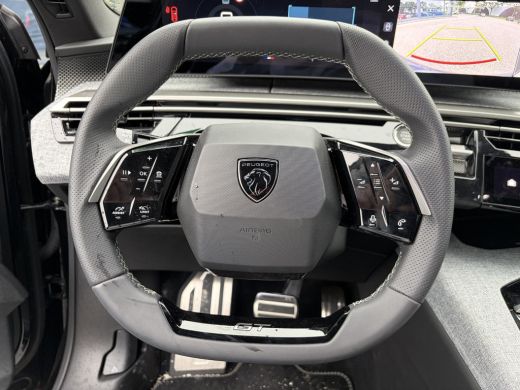 Peugeot 5008 1.2 Hybrid 145 GT 7p 3000 KM !! | ADAPTIVE CRUISE | 360&deg; CAMERA | STOEL- & STUURVERWARMING | MEMO... ActivLease financial lease