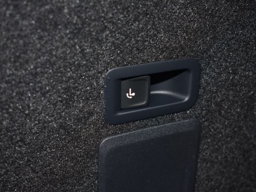 Seat Leon Sportstourer FR Business - eHybrid | Achteruitrijcamera | Automatisch dimmende binnenspiegel | Da... ActivLease financial lease