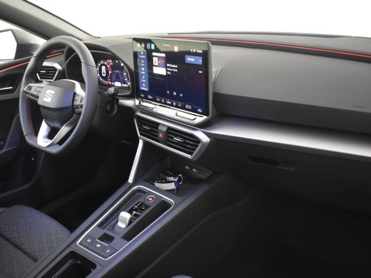 Seat Leon Sportstourer FR Business - eHybrid | Achteruitrijcamera | Automatisch dimmende binnenspiegel | Da... ActivLease financial lease