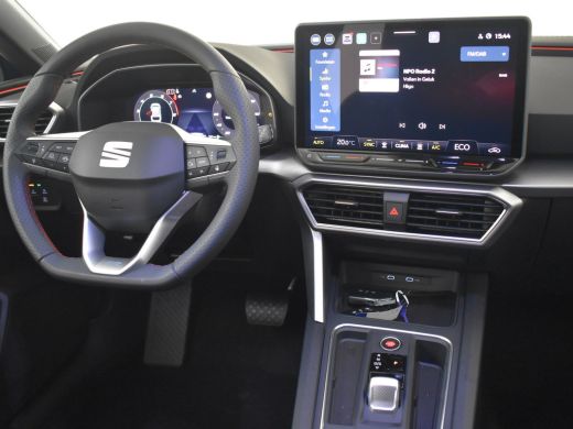 Seat Leon Sportstourer FR Business - eHybrid | Achteruitrijcamera | Automatisch dimmende binnenspiegel | Da... ActivLease financial lease