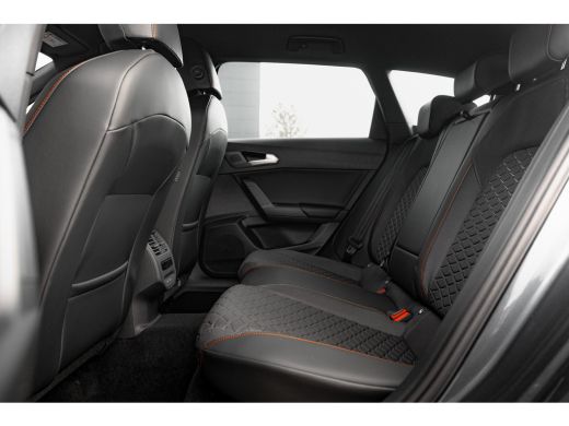 Seat Leon Sportstourer FR Business - eHybrid | Achteruitrijcamera | Automatisch dimmende binnenspiegel | Da... ActivLease financial lease