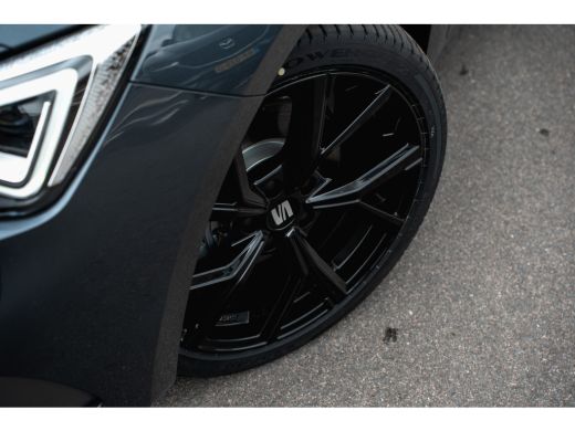 Seat Leon Sportstourer FR Business - eHybrid | Achteruitrijcamera | Automatisch dimmende binnenspiegel | Da... ActivLease financial lease